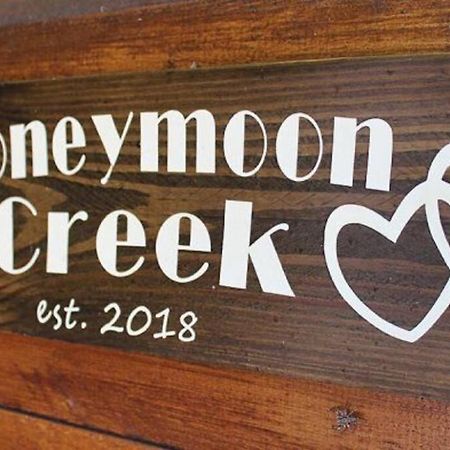 Honeymoon Creek Villa Bryson City Exterior photo