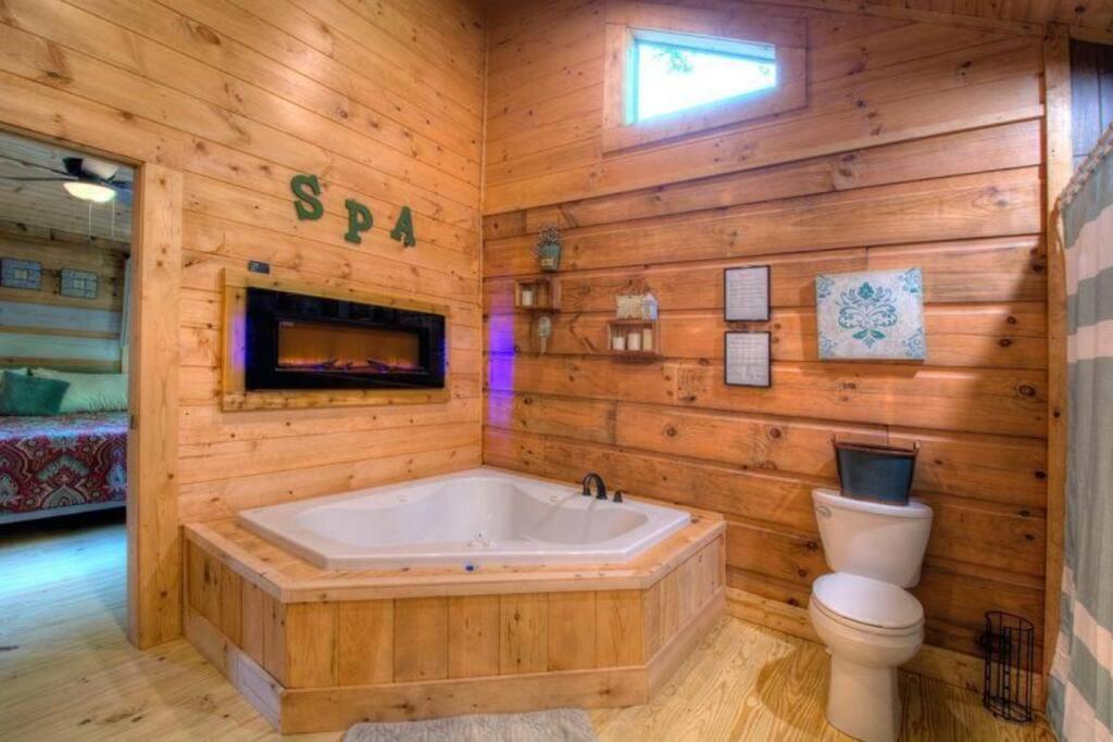 Honeymoon Creek Villa Bryson City Exterior photo