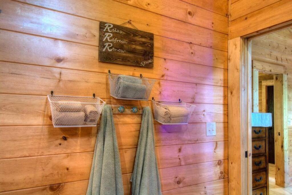 Honeymoon Creek Villa Bryson City Exterior photo