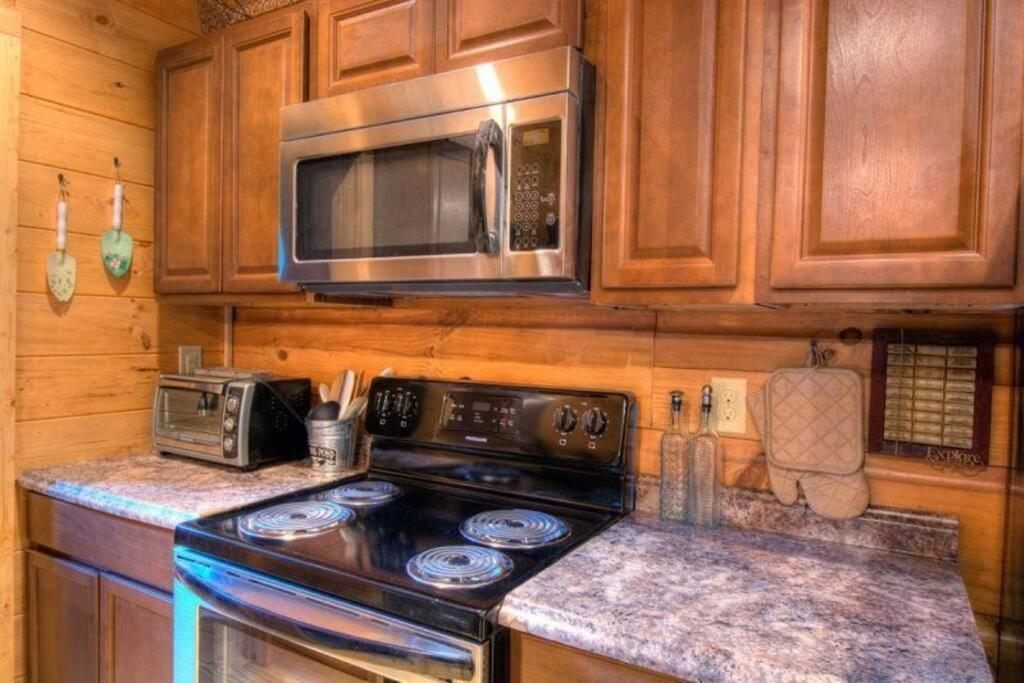 Honeymoon Creek Villa Bryson City Exterior photo